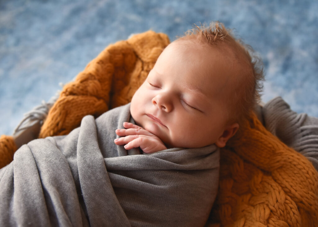 studio newborn session, baby boy
