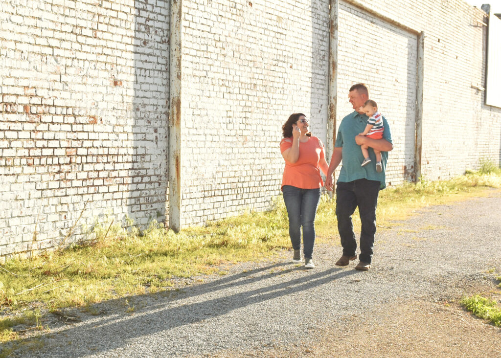 family-session-family-of-3-walking-downtown-ponca-city